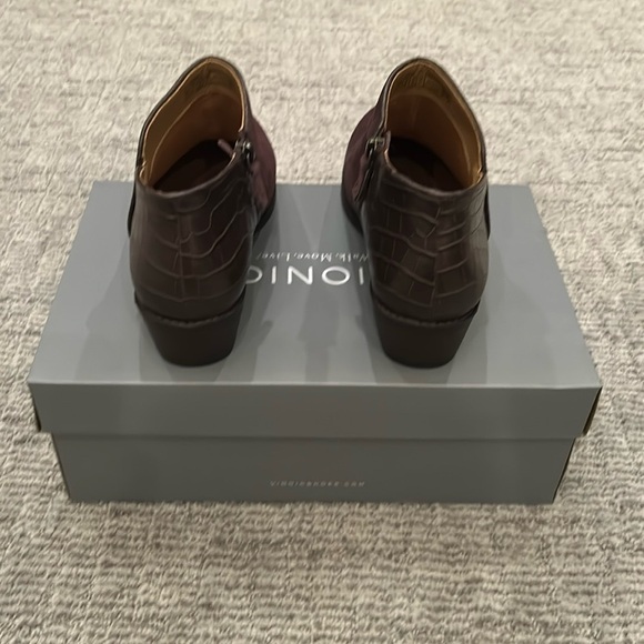 Vionic Marissa Water Repellent Suede Ankle Boots - Chocolate 8 - Picture 4 of 7
